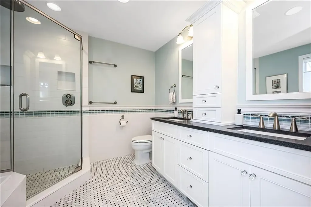 183 Twin Peninsula Avenue South Kingstown RI 02879