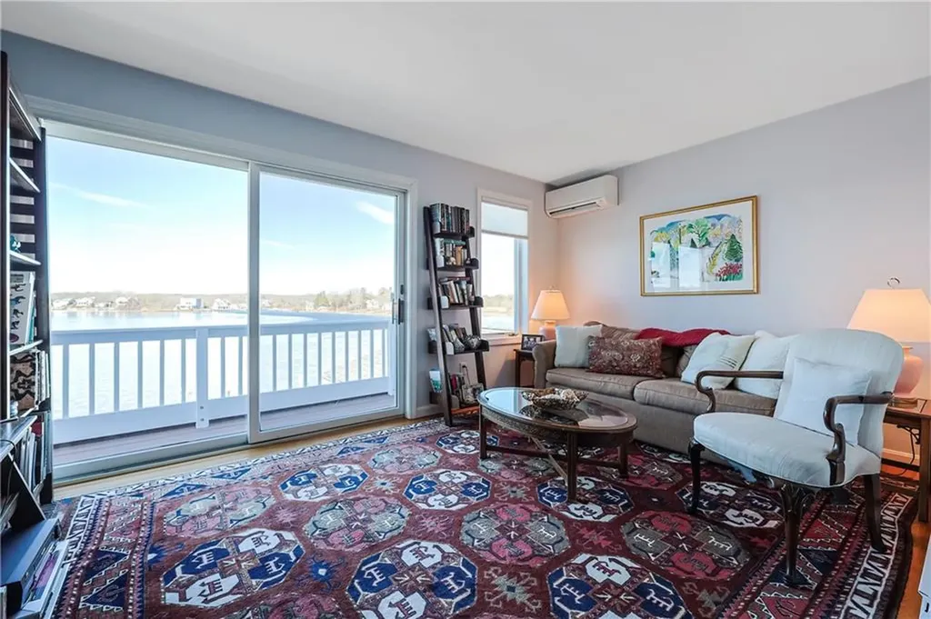 183 Twin Peninsula Avenue South Kingstown RI 02879