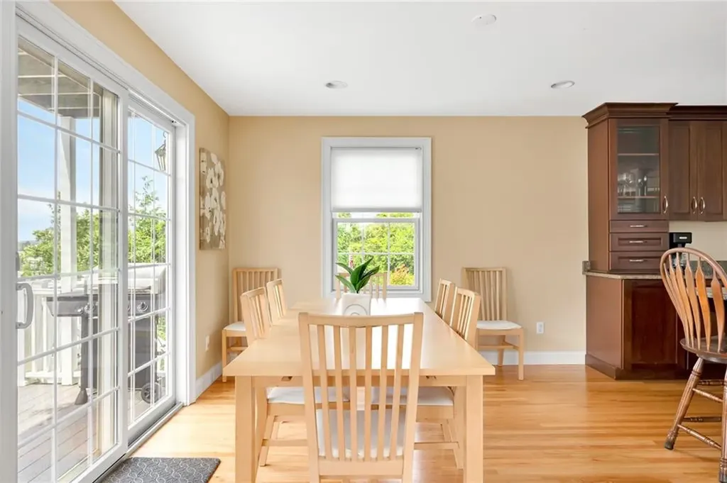 8 Green Acres Drive Narragansett RI 02882