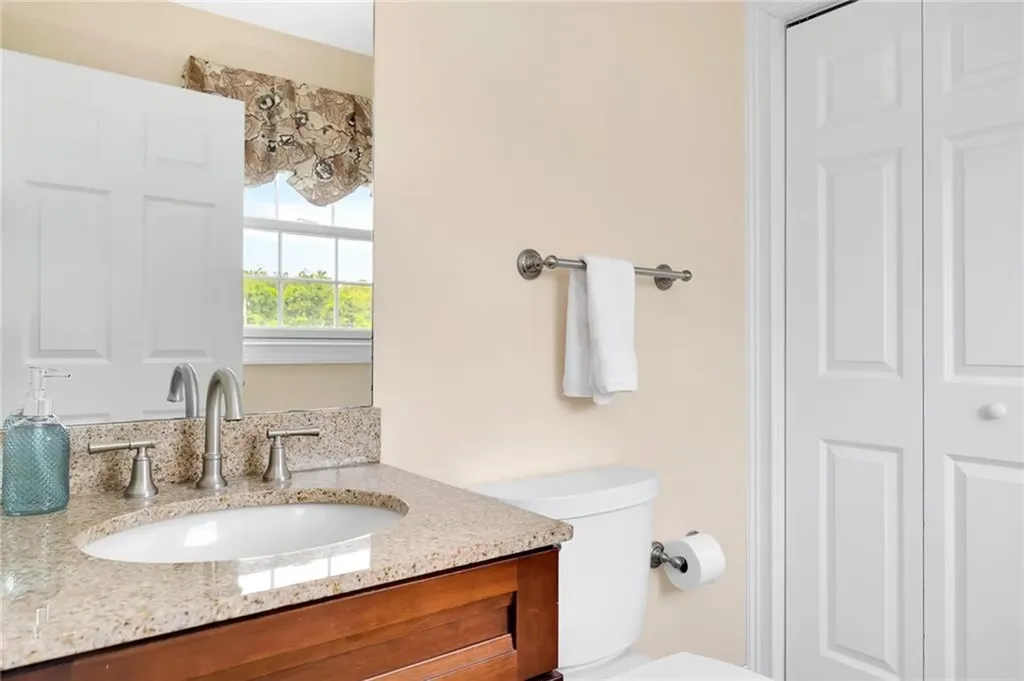 8 Green Acres Drive Narragansett RI 02882