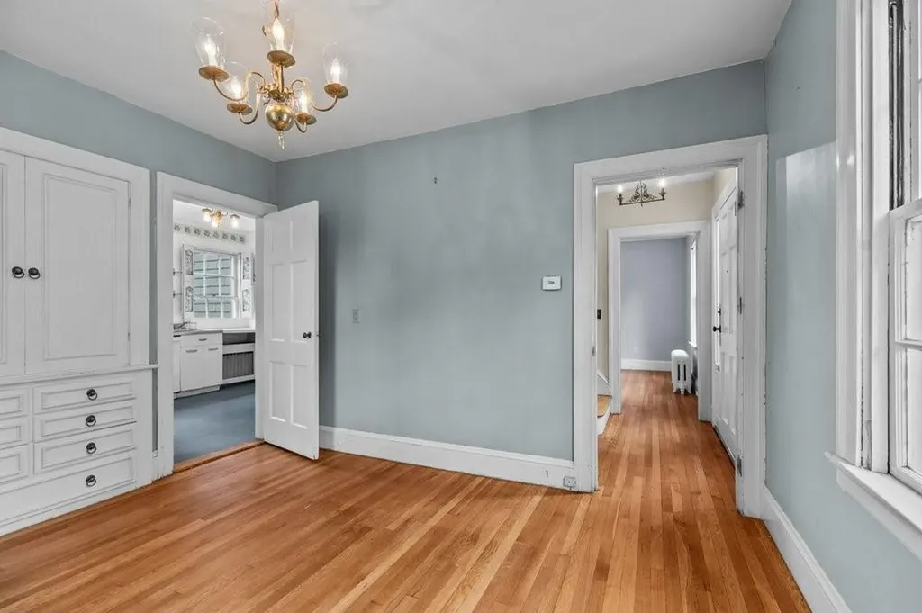189 Butler Avenue Providence RI 02906