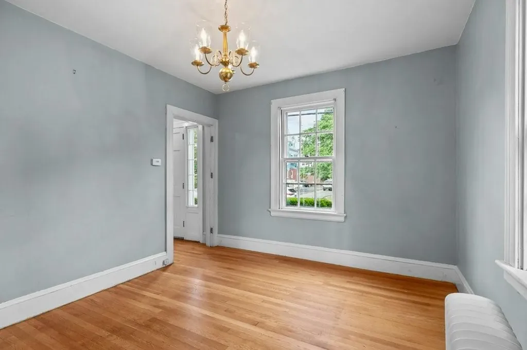 189 Butler Avenue Providence RI 02906