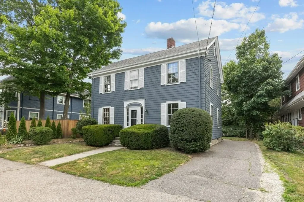 189 Butler Avenue Providence RI 02906