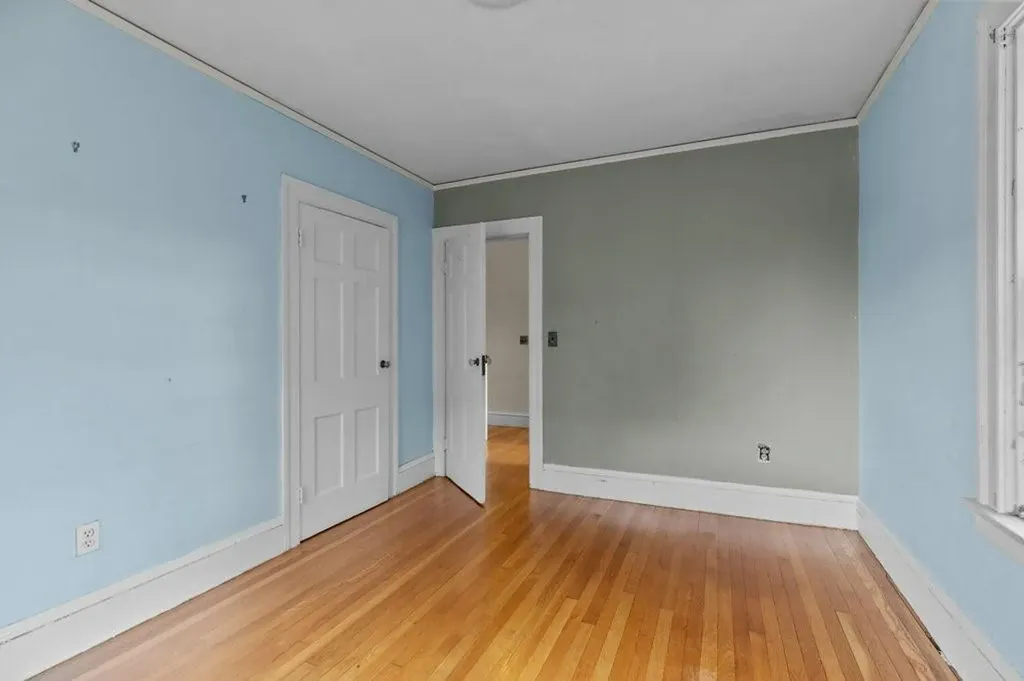 189 Butler Avenue Providence RI 02906