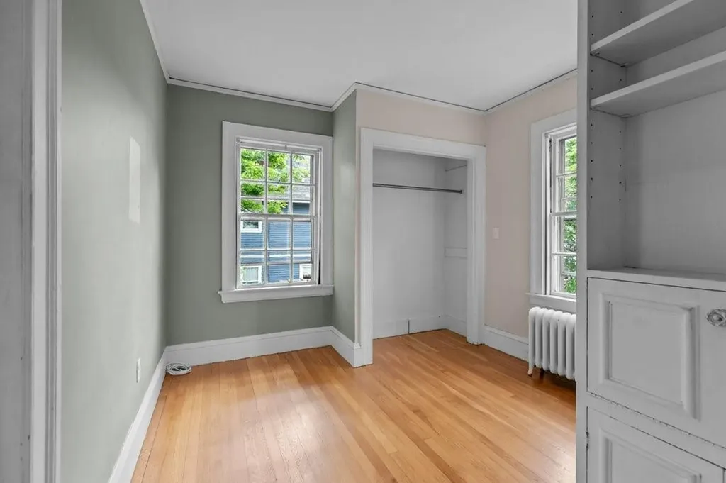 189 Butler Avenue Providence RI 02906