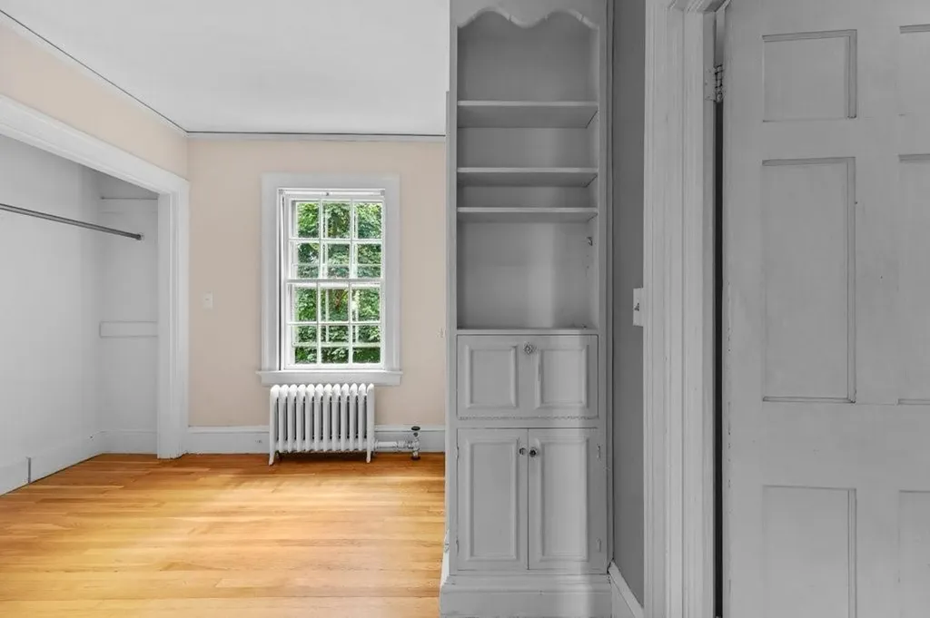 189 Butler Avenue Providence RI 02906