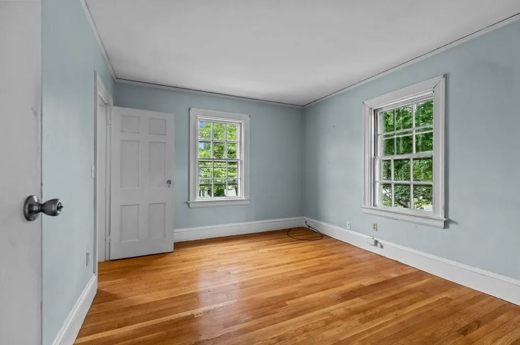 189 Butler Avenue Providence RI 02906