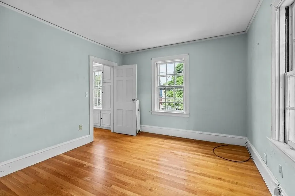 189 Butler Avenue Providence RI 02906
