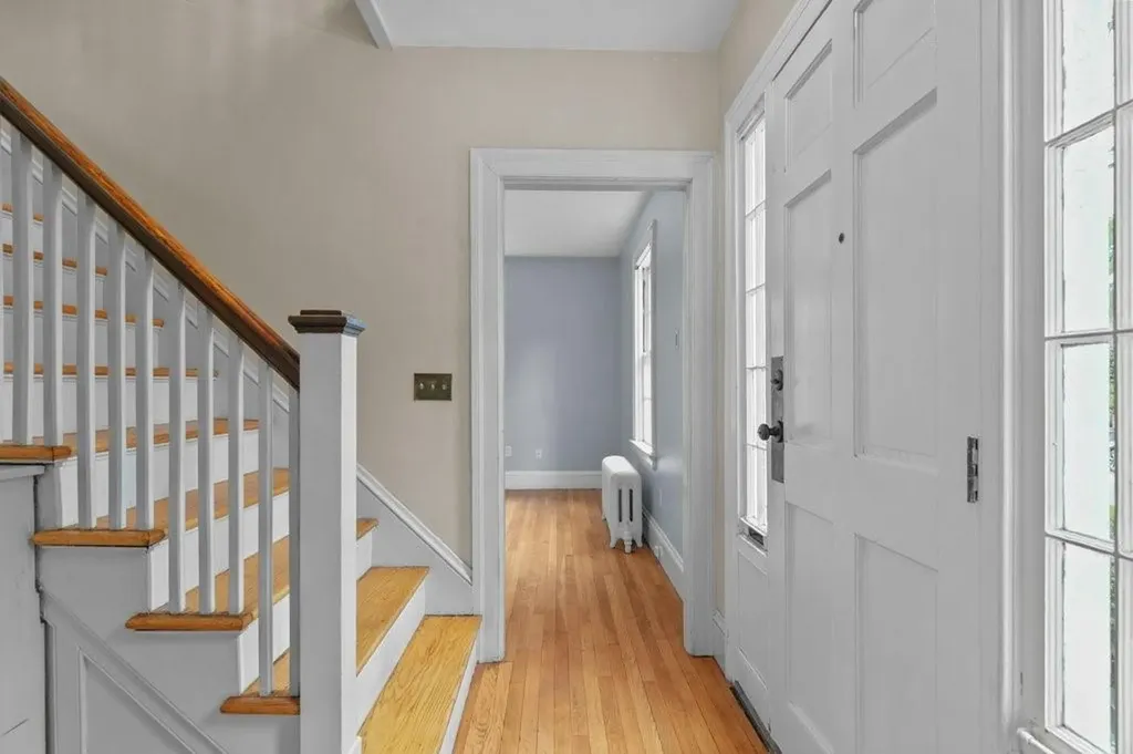 189 Butler Avenue Providence RI 02906