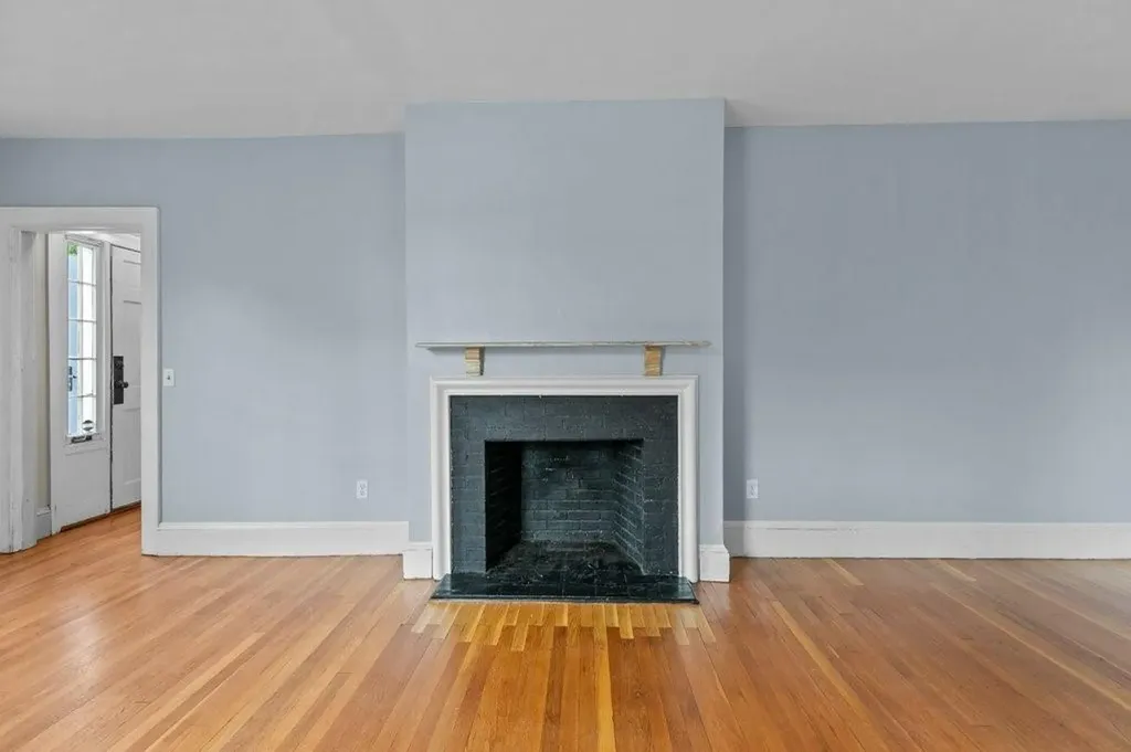 189 Butler Avenue Providence RI 02906