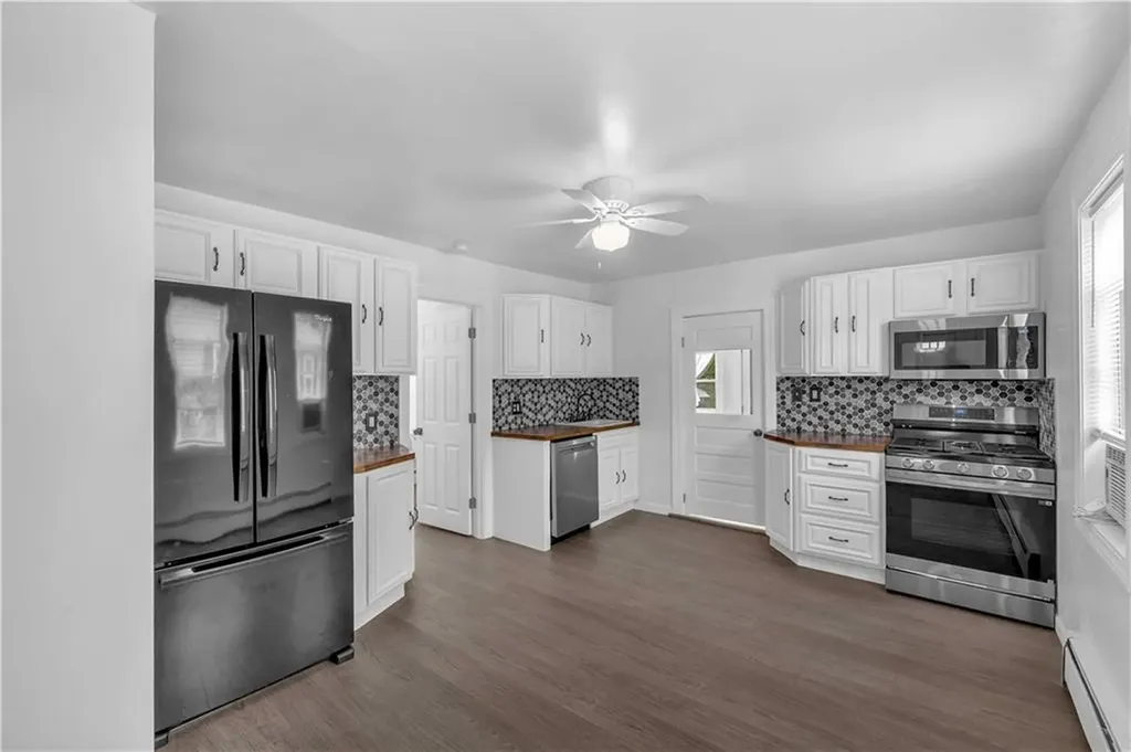 7 Cottage Street Westerly RI 02891
