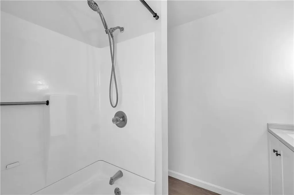 7 Cottage Street Westerly RI 02891