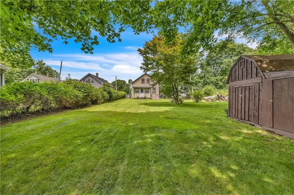 7 Cottage Street Westerly RI 02891