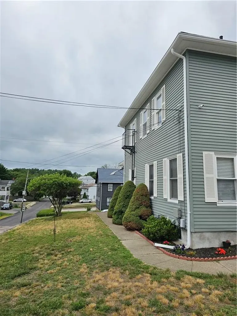 37 1/2 Pleasant Street West Warwick RI 02893