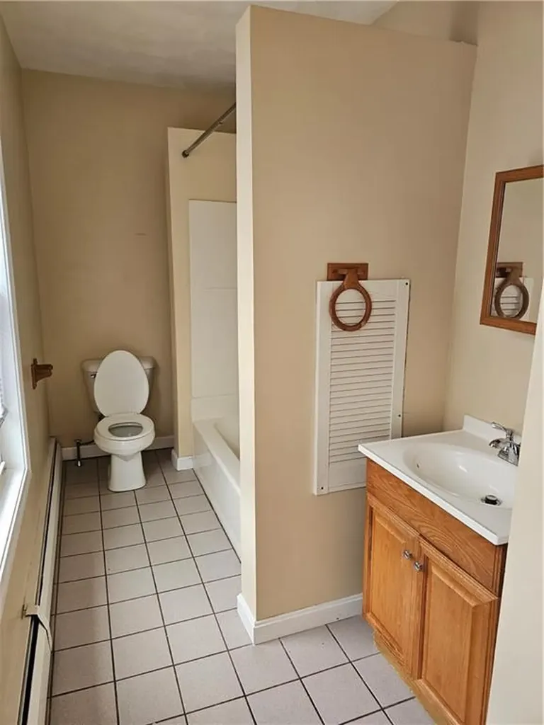 37 1/2 Pleasant Street West Warwick RI 02893