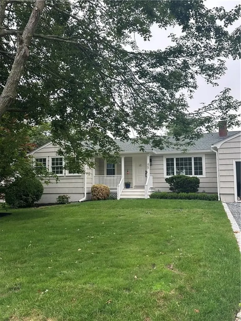 45 Chapel Road Barrington RI 02806