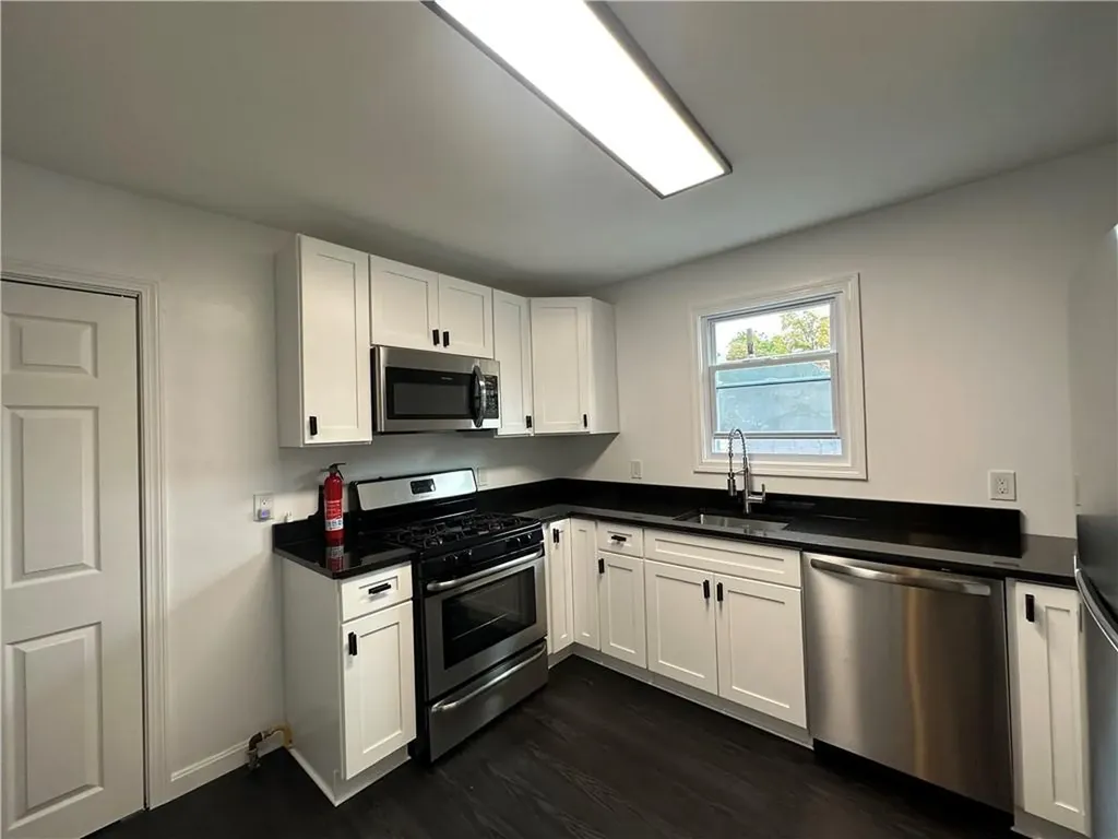 210 212 North Main Street Woonsocket RI 02895