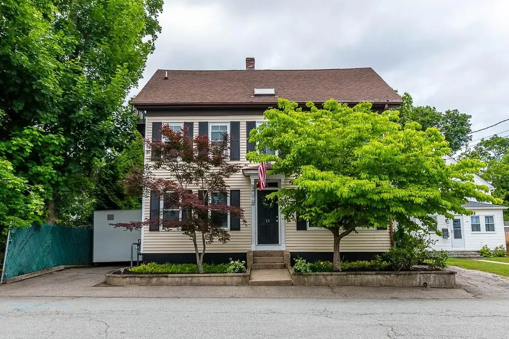 15 North Street Warwick RI 02886