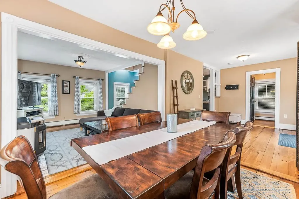 15 North Street Warwick RI 02886