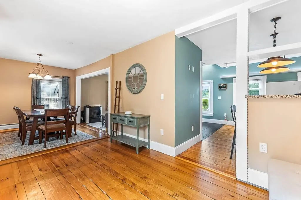 15 North Street Warwick RI 02886