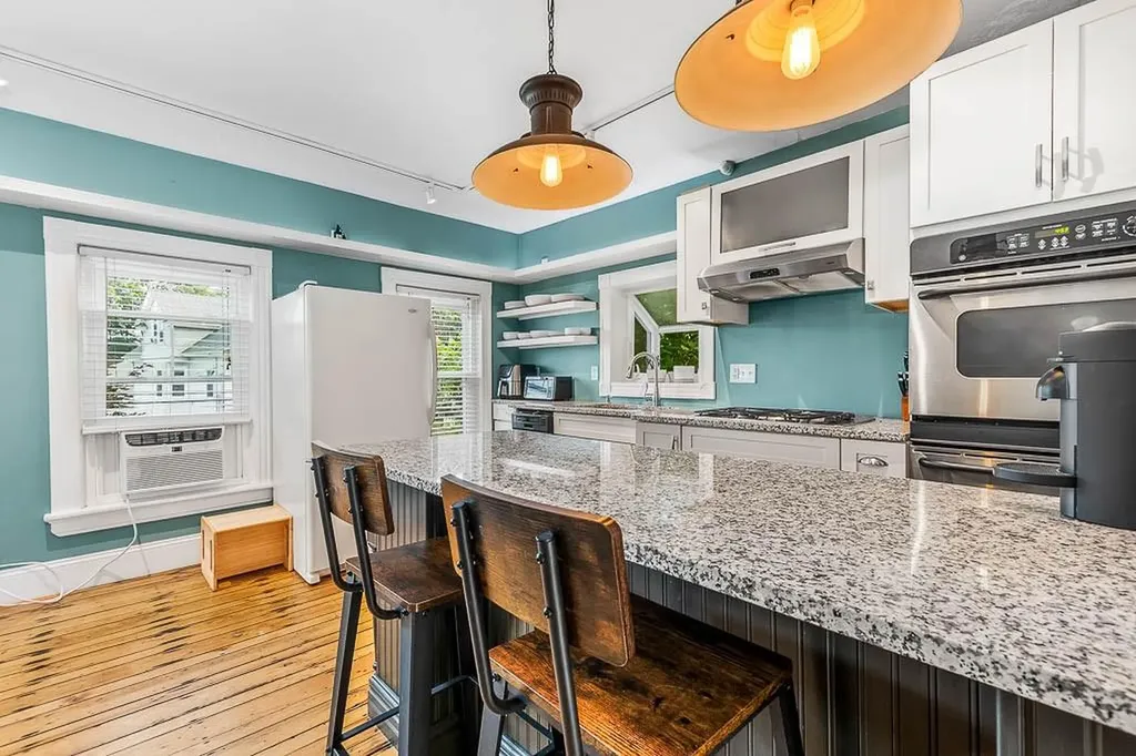 15 North Street Warwick RI 02886