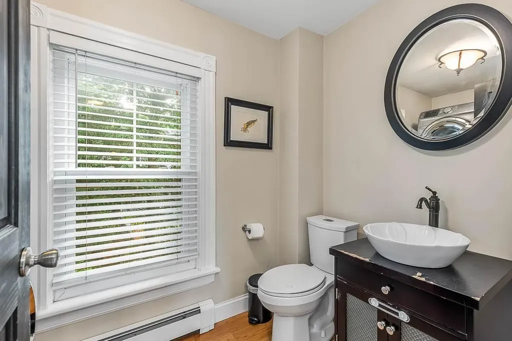 15 North Street Warwick RI 02886
