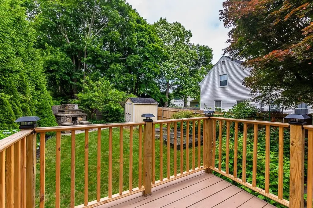 15 North Street Warwick RI 02886