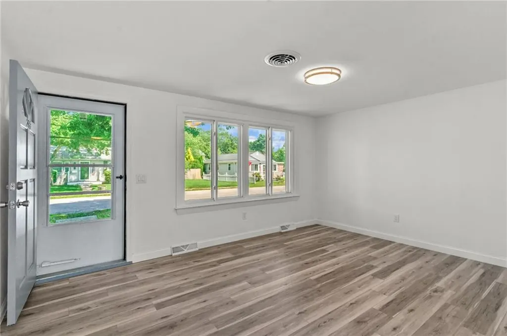 299 George Arden Avenue Warwick RI 02886