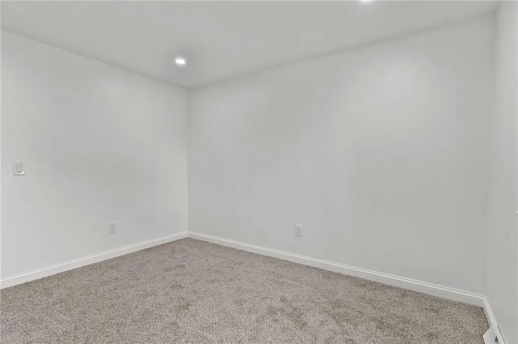 299 George Arden Avenue Warwick RI 02886