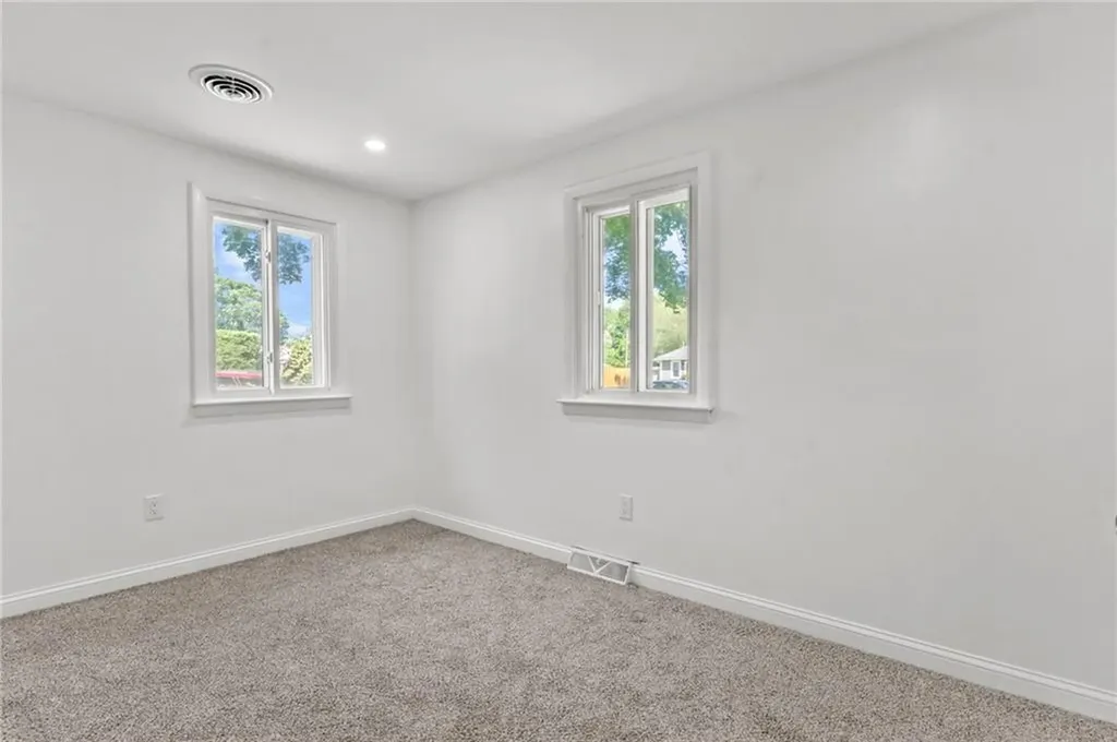 299 George Arden Avenue Warwick RI 02886