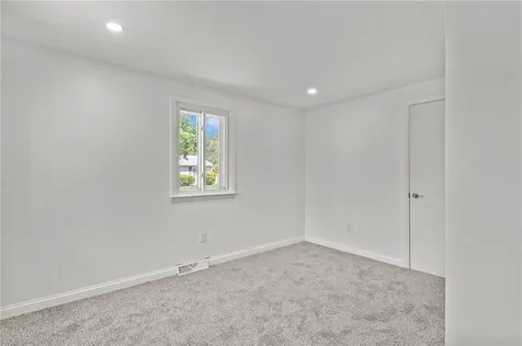 299 George Arden Avenue Warwick RI 02886