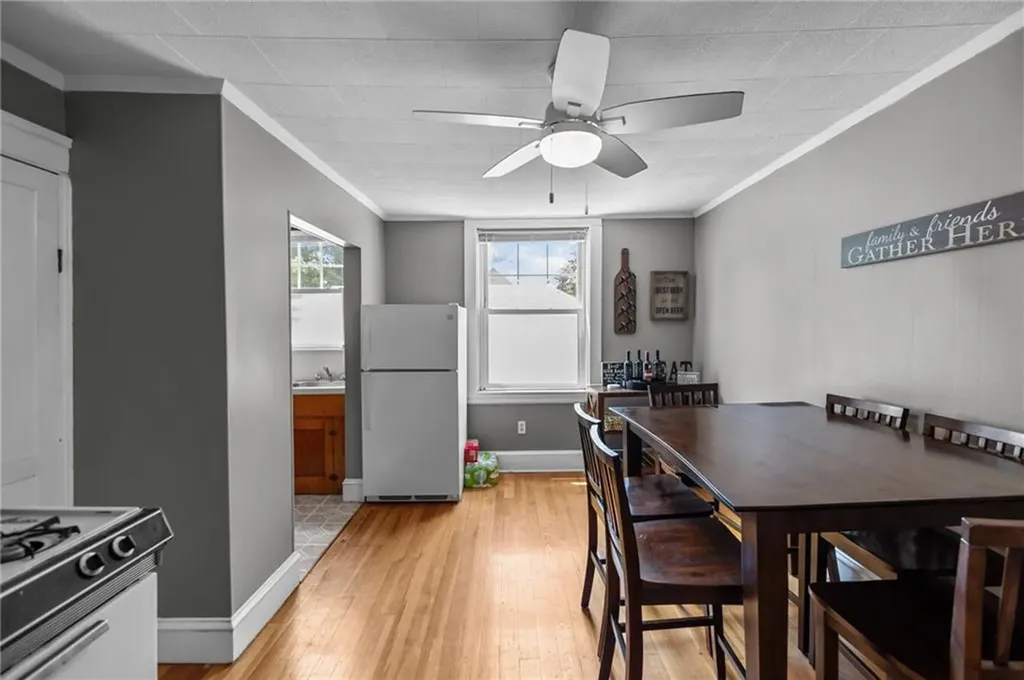 39 Owen Avenue Pawtucket RI 02860