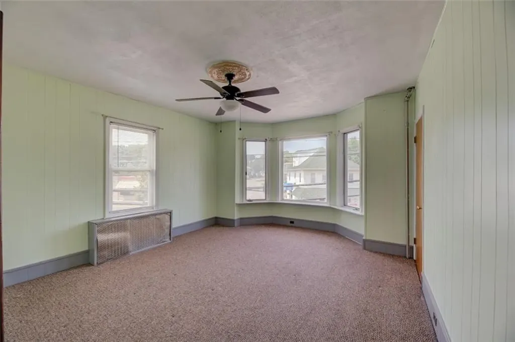 3 Smithfield Avenue Pawtucket RI 02860