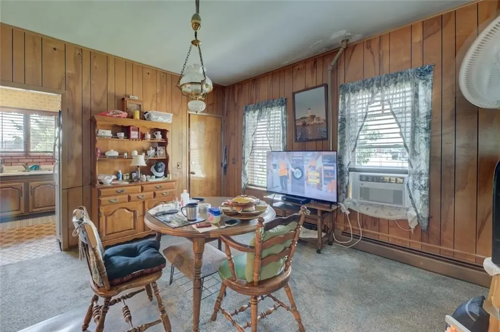 3 Smithfield Avenue Pawtucket RI 02860