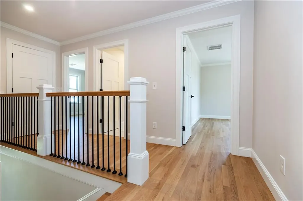 15 Cora Street East Greenwich RI 02818