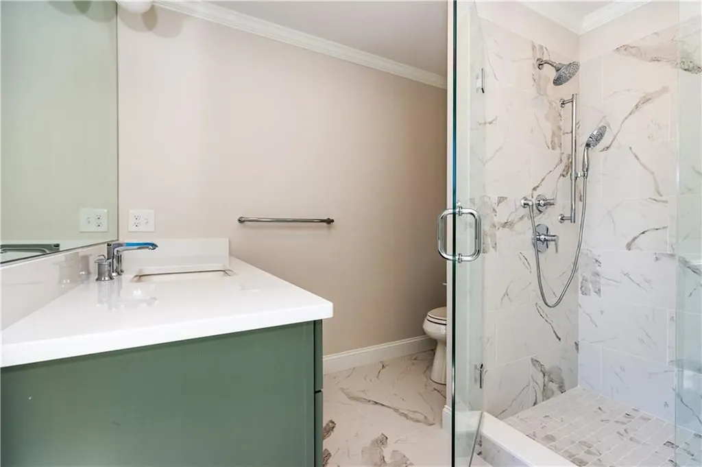 15 Cora Street East Greenwich RI 02818