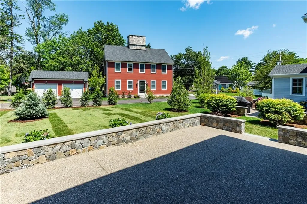 15 Cora Street East Greenwich RI 02818