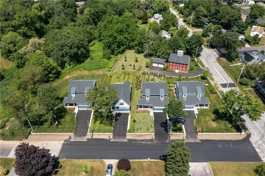 15 Cora Street East Greenwich RI 02818