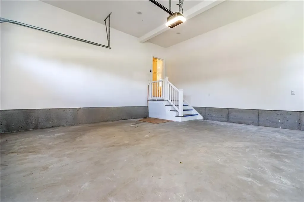 15 Cora Street East Greenwich RI 02818