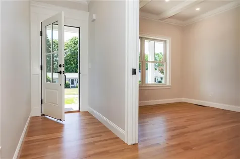 15 Cora Street East Greenwich RI 02818