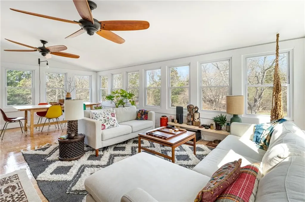 152 Hamilton Avenue Jamestown RI 02835