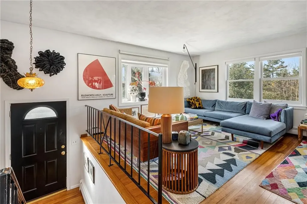 152 Hamilton Avenue Jamestown RI 02835