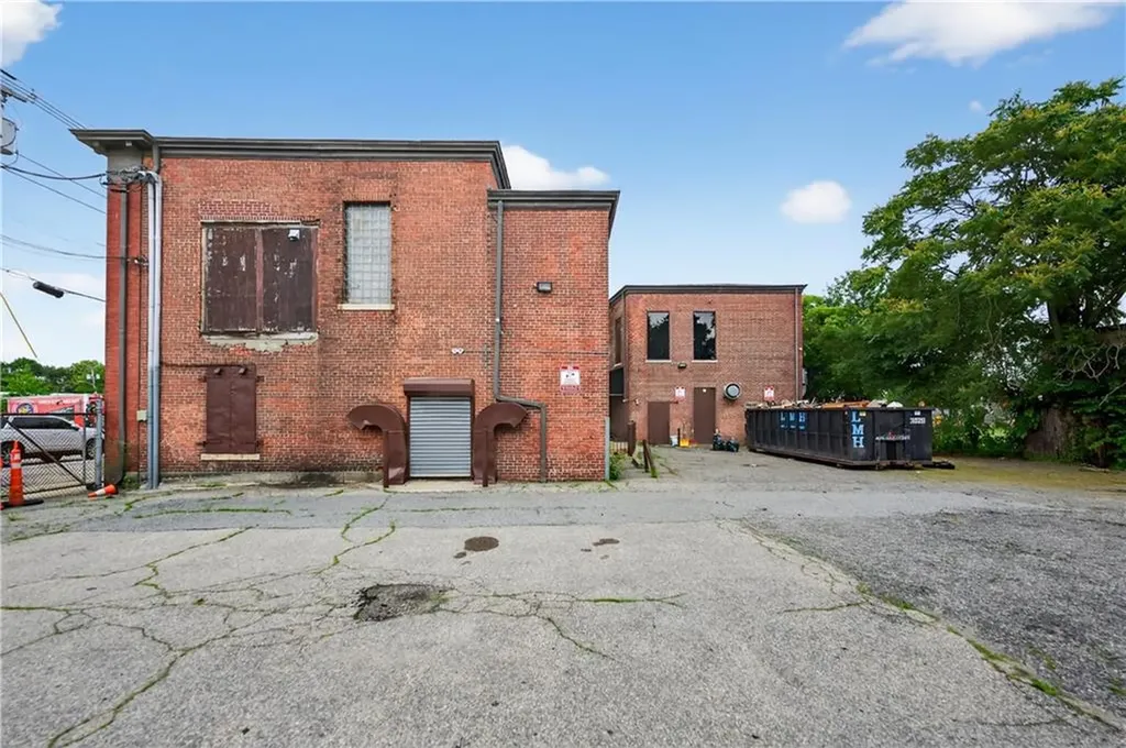 1137 Broad Street Providence RI 02905