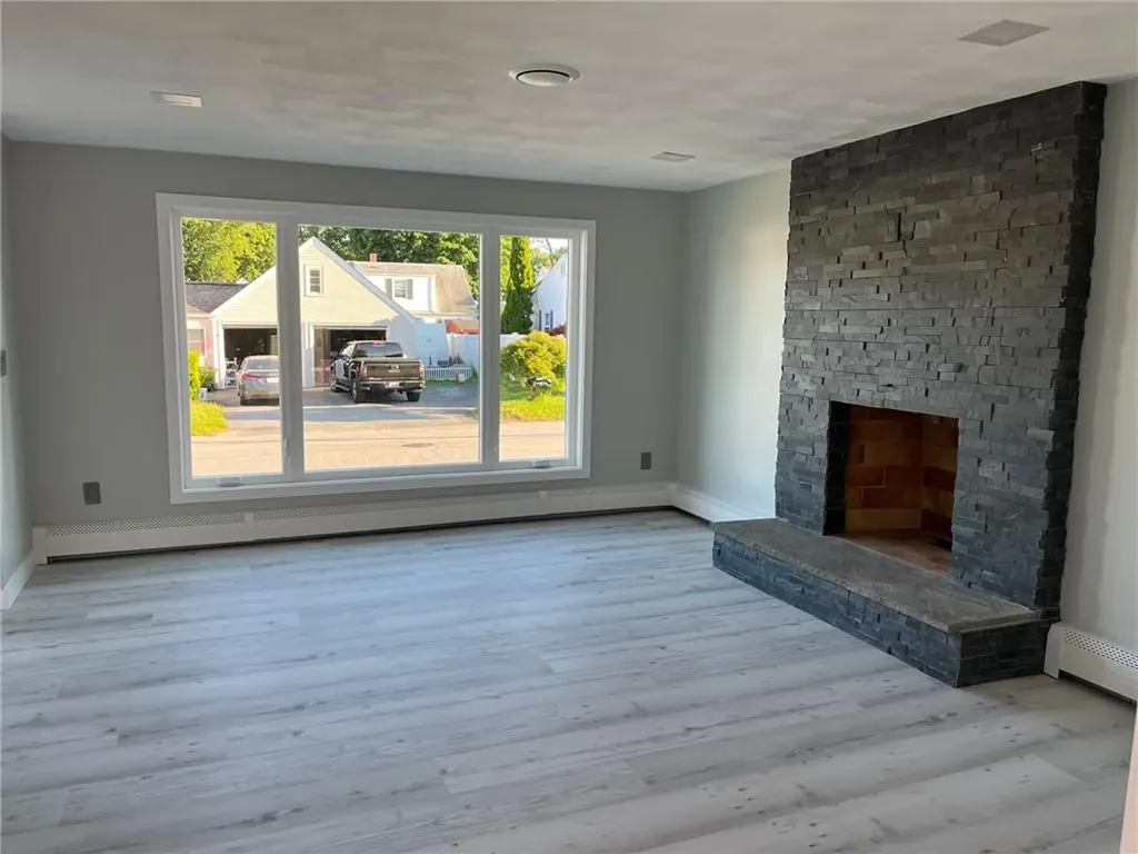 55 Brookfield Drive Cranston RI 02920