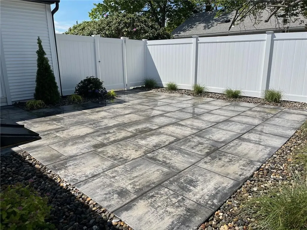 55 Brookfield Drive Cranston RI 02920