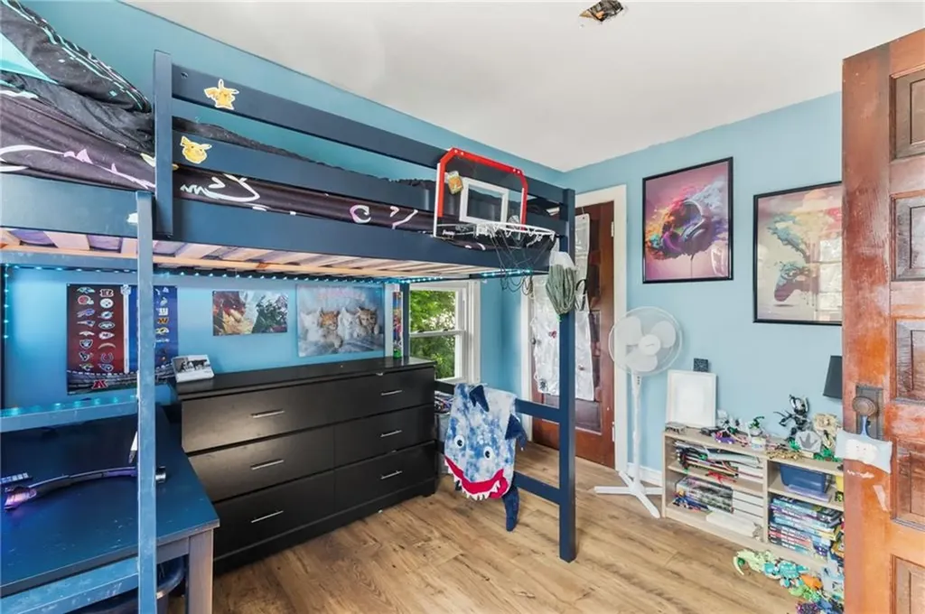 4 S Cornell Avenue Warren RI 02885