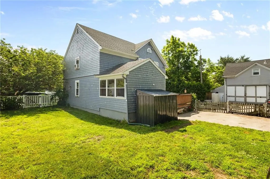 4 S Cornell Avenue Warren RI 02885
