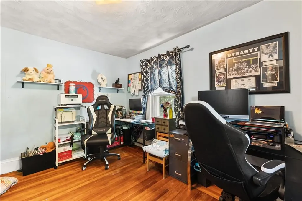 4 S Cornell Avenue Warren RI 02885