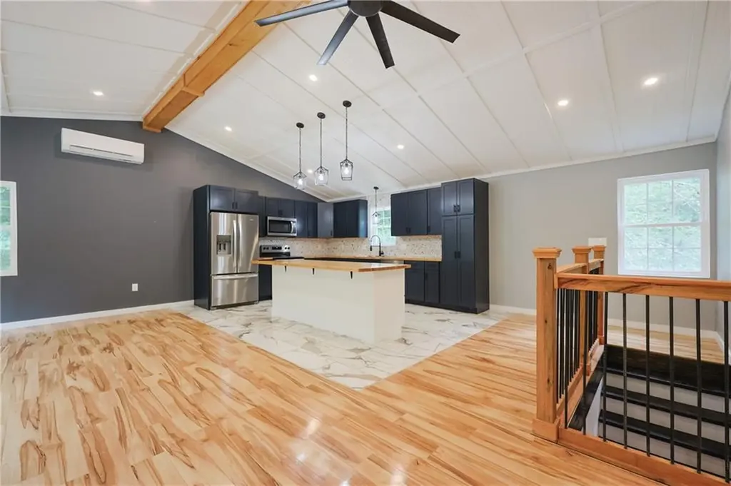 154 Foster Center Road Foster RI 02825