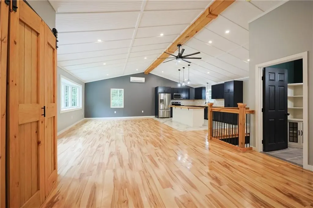 154 Foster Center Road Foster RI 02825